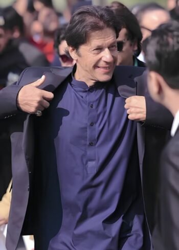 pm imran khan in swage style